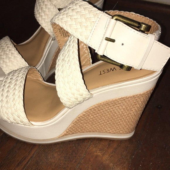 Nine West Strappy Wedges size 8 - Picture 3 of 4